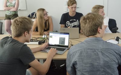 Programme ausdenken, umsetzen und testen – SchnupperUni am FLW