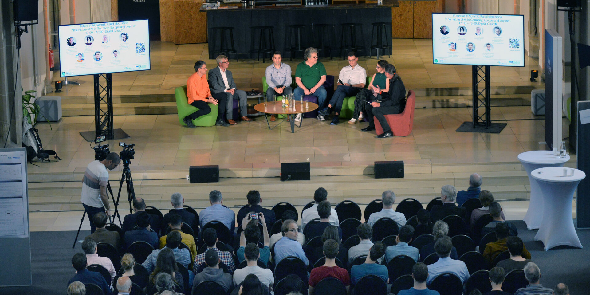 Public Panel Discussion: "The Future of AI in Germany, Europe and beyond" – Moderator: Prof. Holger Hoos, Participants: Prof. Aimee van Wynsberghe, Dr. Temath, Mr Hermanns + AvH Professor and Young Researcher.